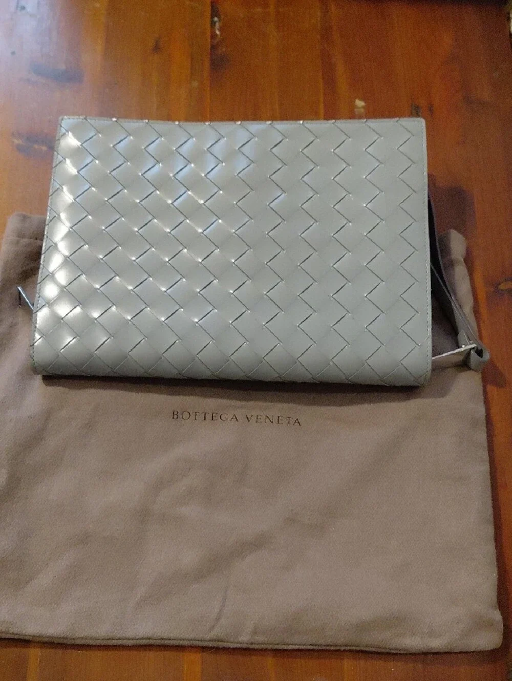 Bottega Veneta Gray Intrecciato Leather Wristlet Clutch